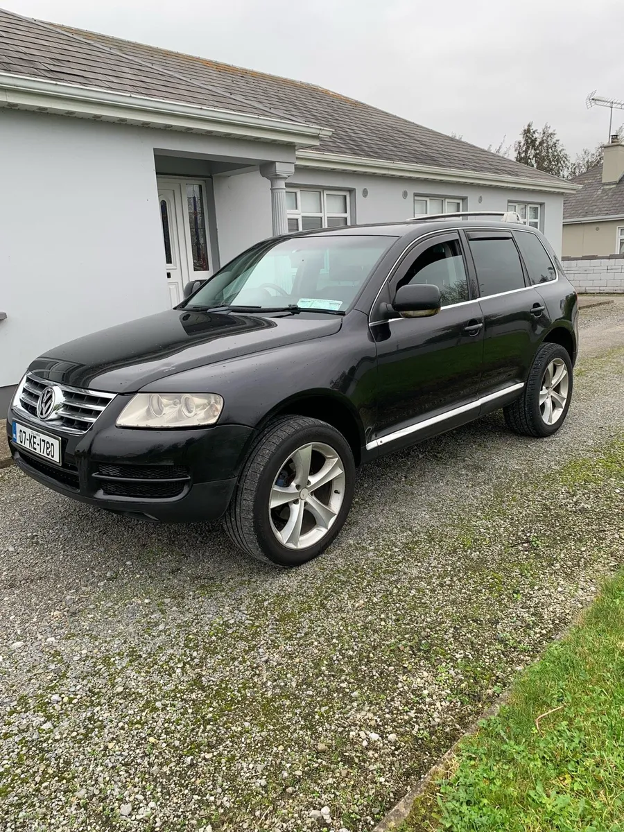 VW Touareg 2.5 2007 - Image 2