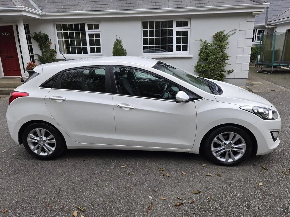 **Hyundai i30 1.6 Diesel** - Image 4