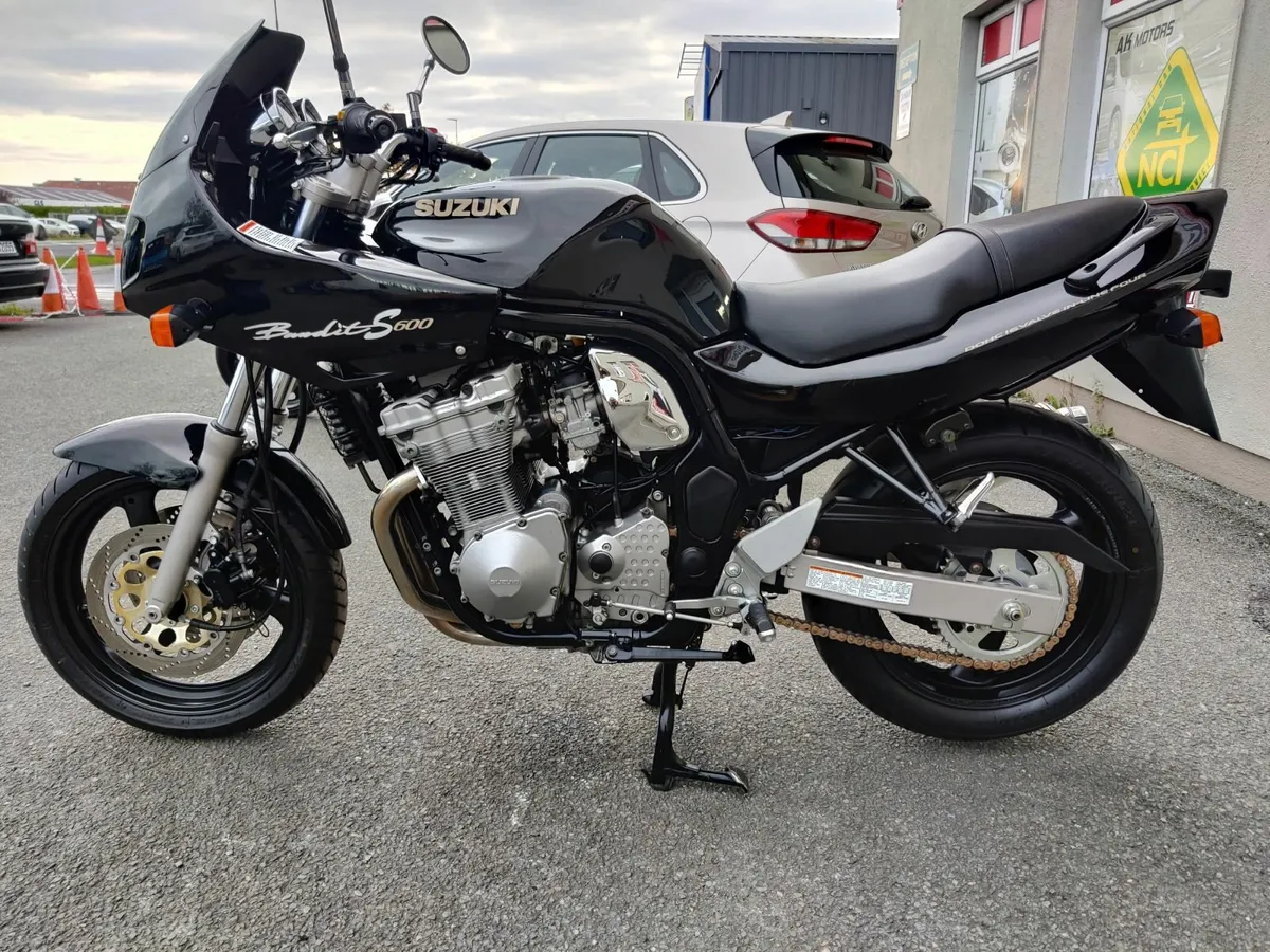 Suzuki GSF 600 S Bandit Mint Classic Bike 18. k Km - Image 4