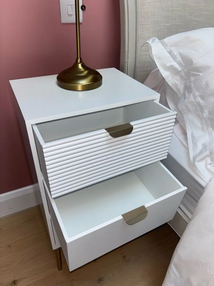 Bedside lockers  x 2 - Image 2