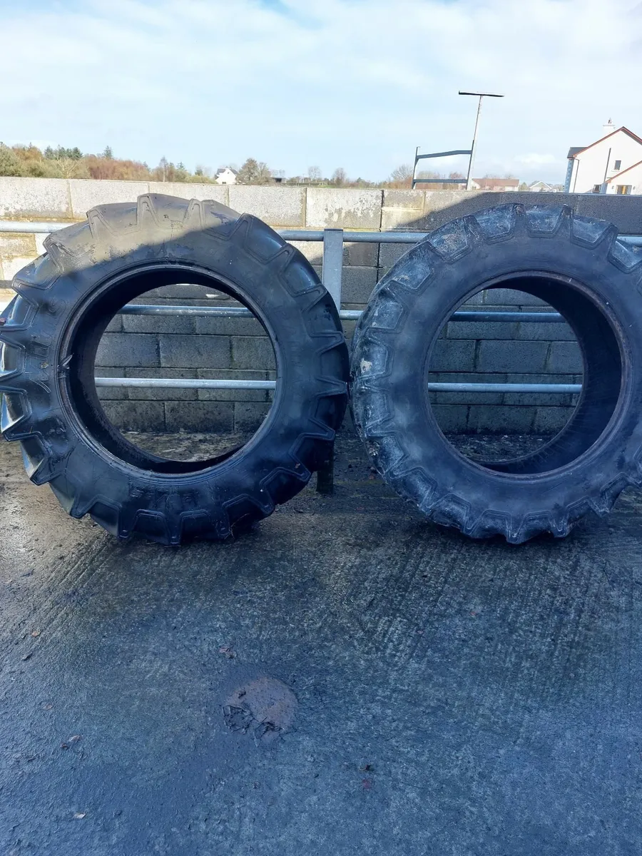 16.9 x 34 tyres - Image 1