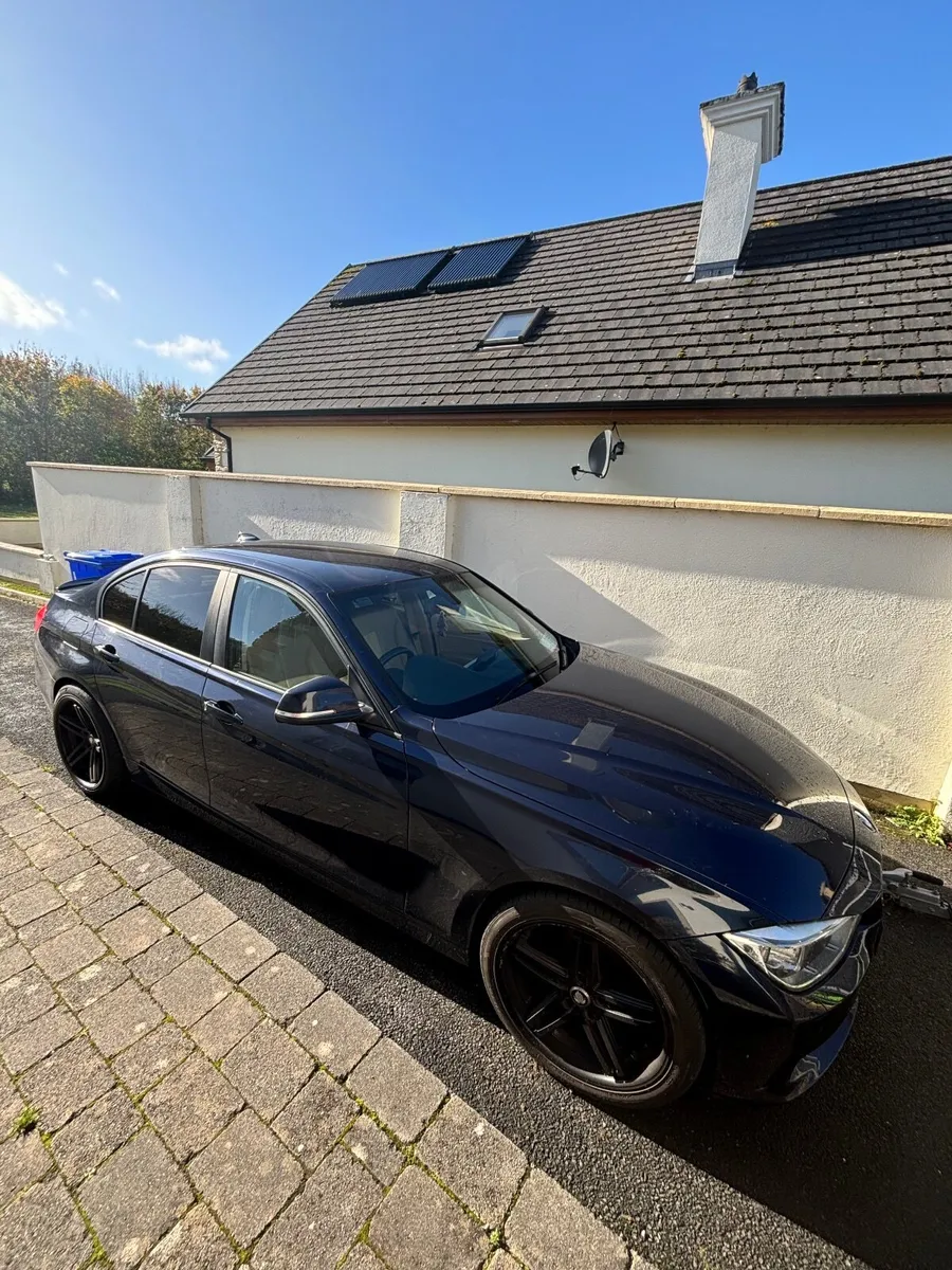 BMW 3-Series 2012 - Image 1