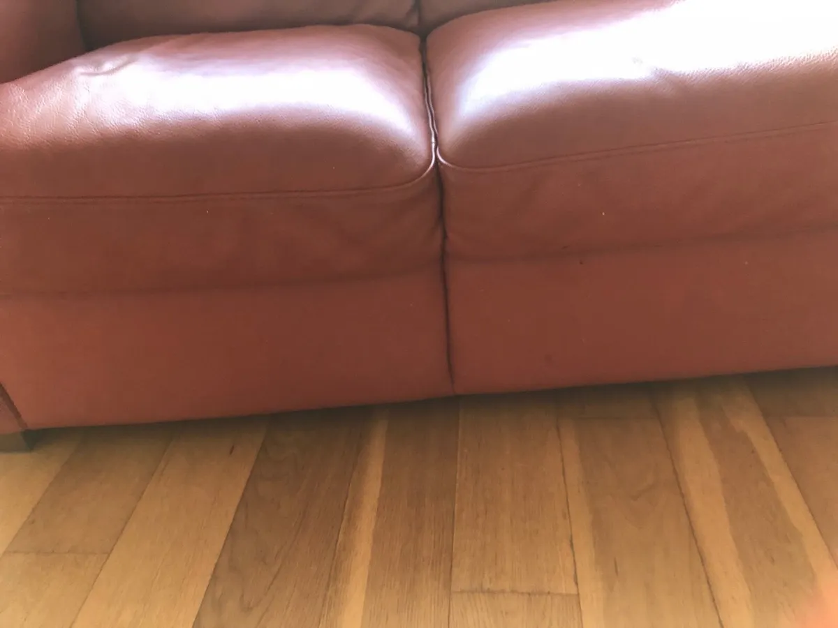 2 seater leather sofa - Image 2