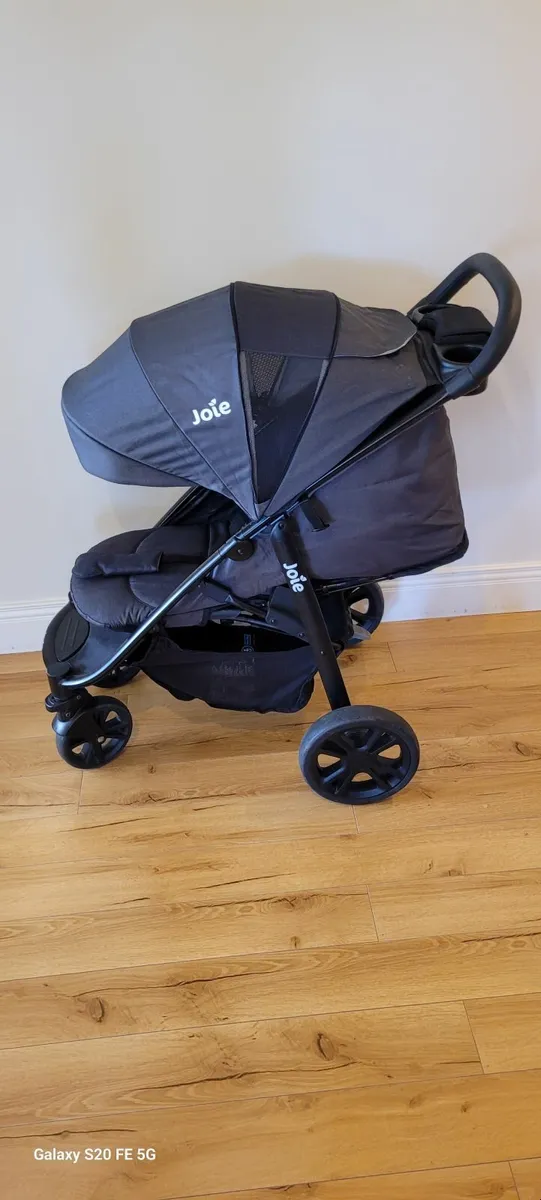 Joie Stroller litetrax™ pro - Image 1