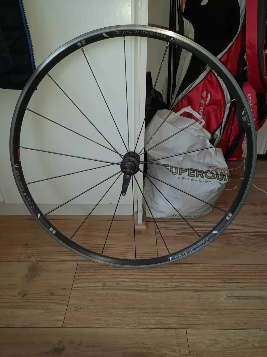 Bike rim and tyres - Image 3