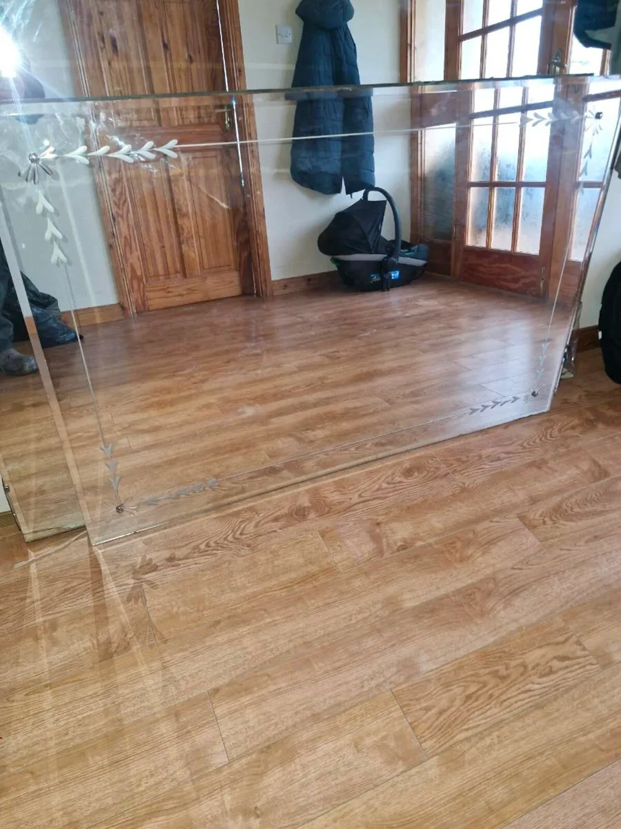 Mirror - Image 1