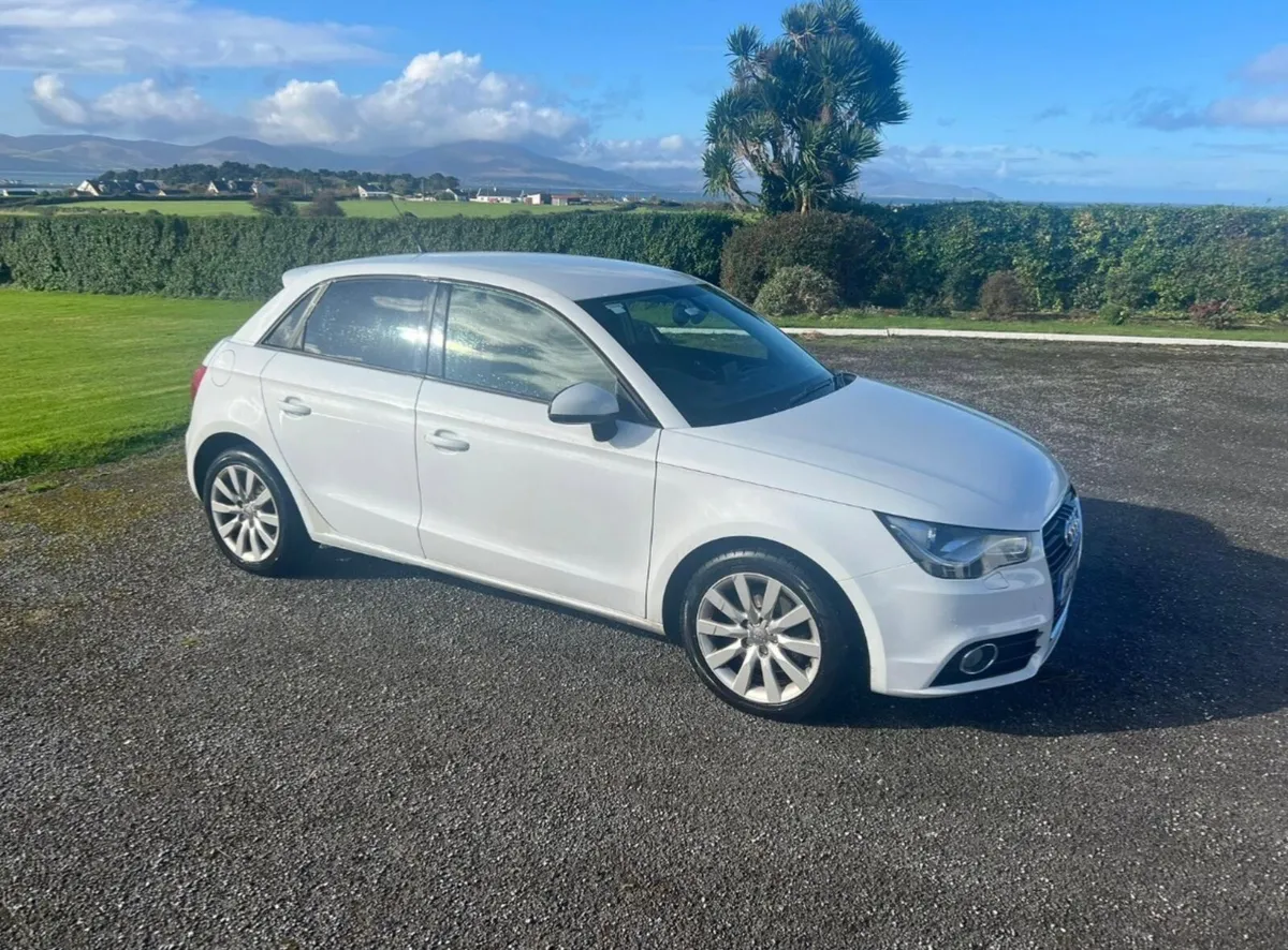 Audi A1 2014 - Image 1