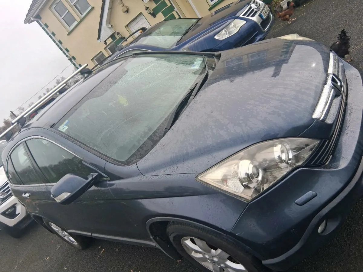 2009 Honda CR-V - Image 2