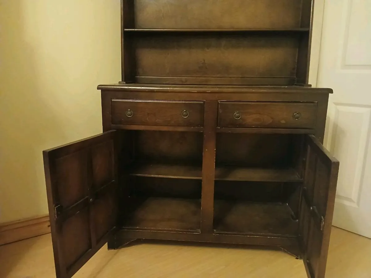 Wooden Dresser- ideal for upcycling project - Image 3
