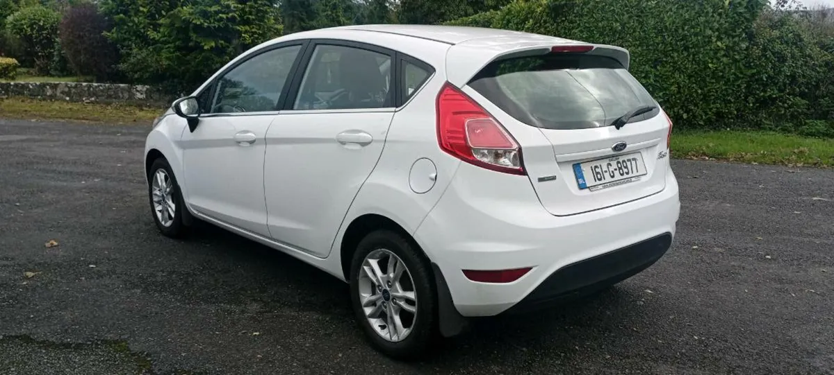 2016 Ford Fiesta - Image 3