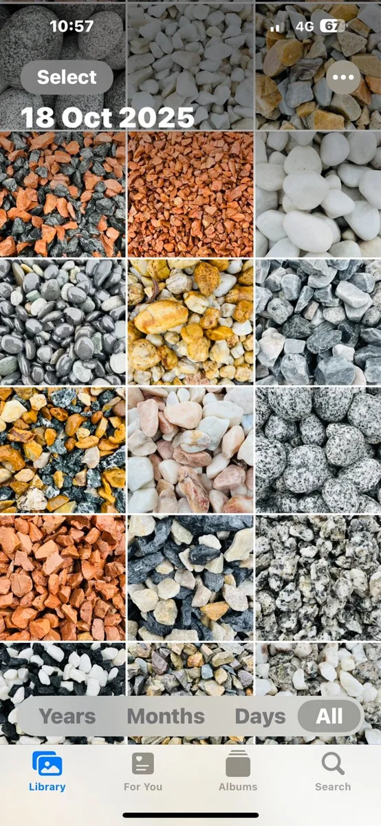 Grave pebbles and chippings - Image 1