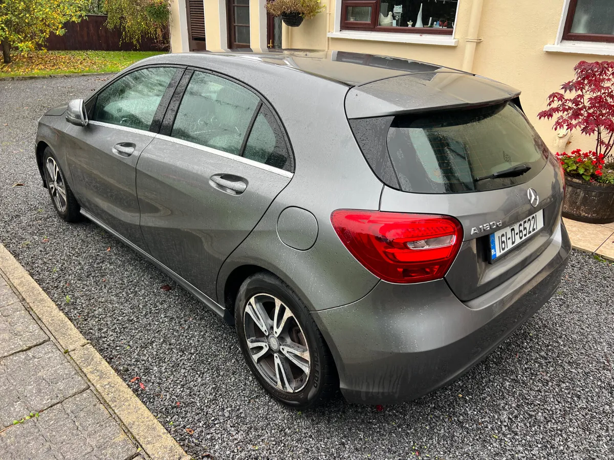 Mercedes-Benz A-Class 2016 A180 d STYLE - Image 4