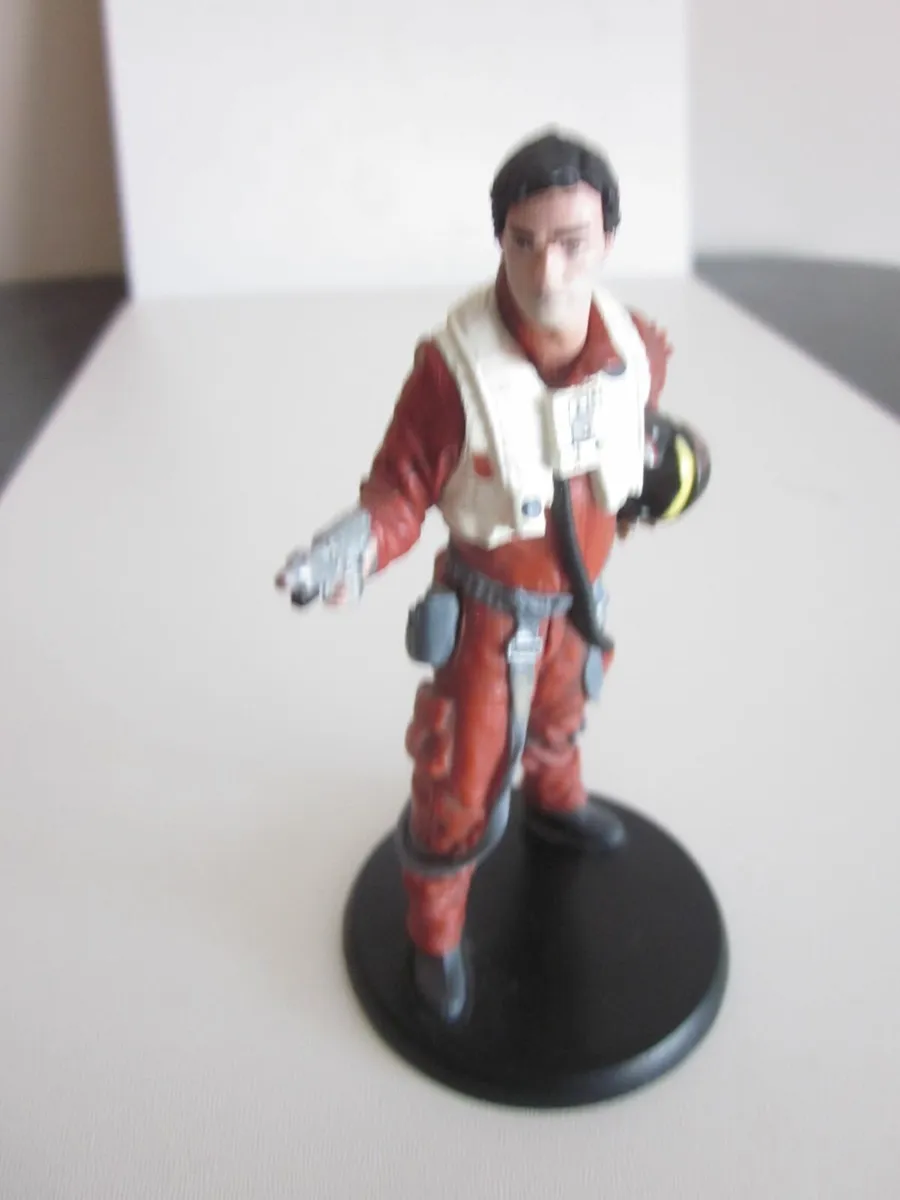 Star Wars Poe Dameron Figure Disney 4" - Image 1