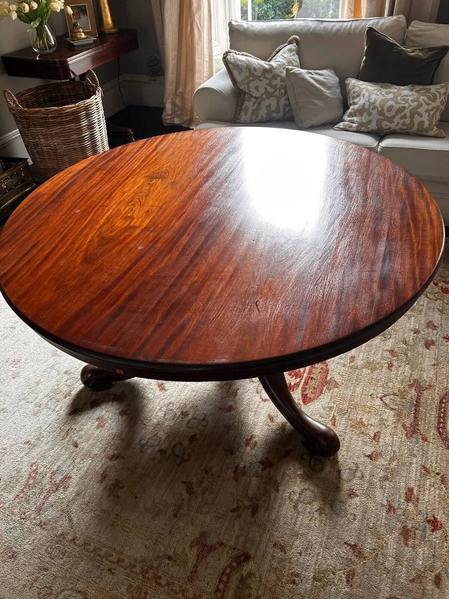 Mahogany round table - Image 2