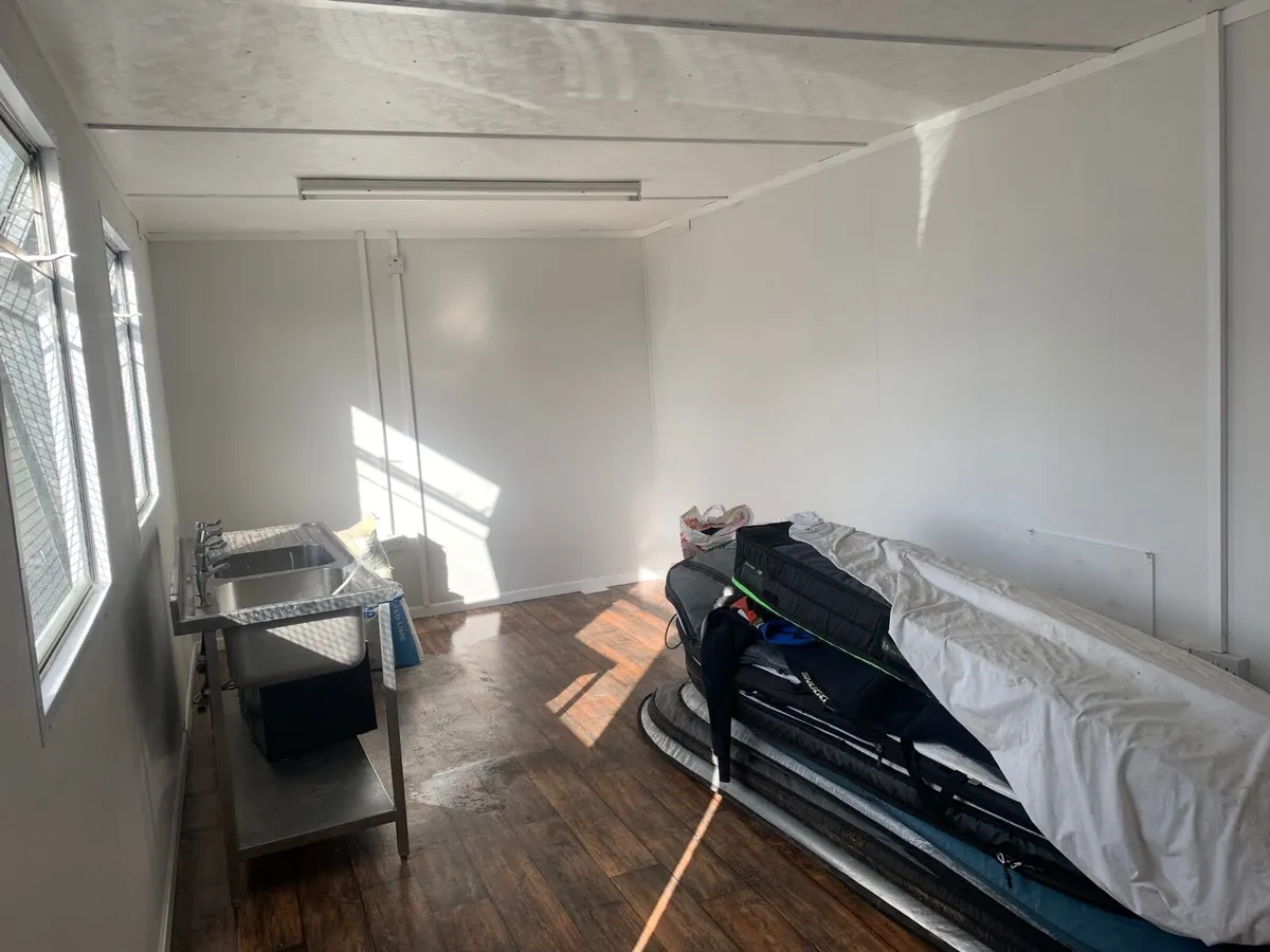 Portacabin 20ftx10ft - Image 1