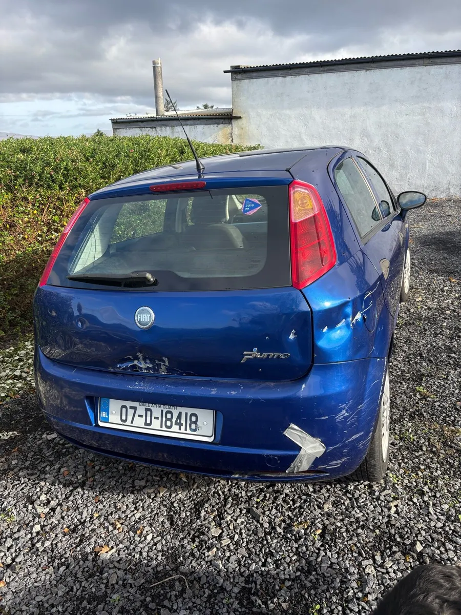 Car - Image 4