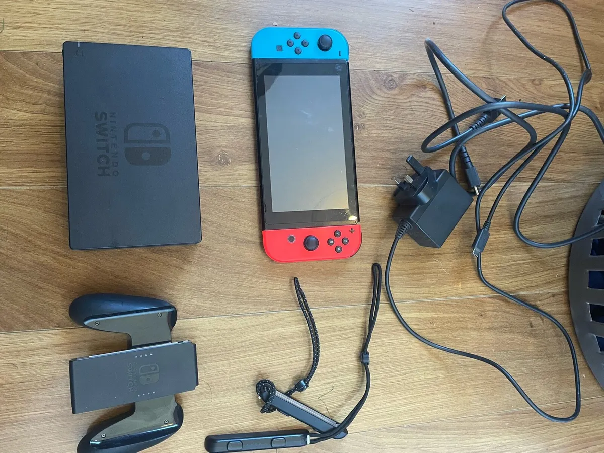 Nintendo Switch - Image 1