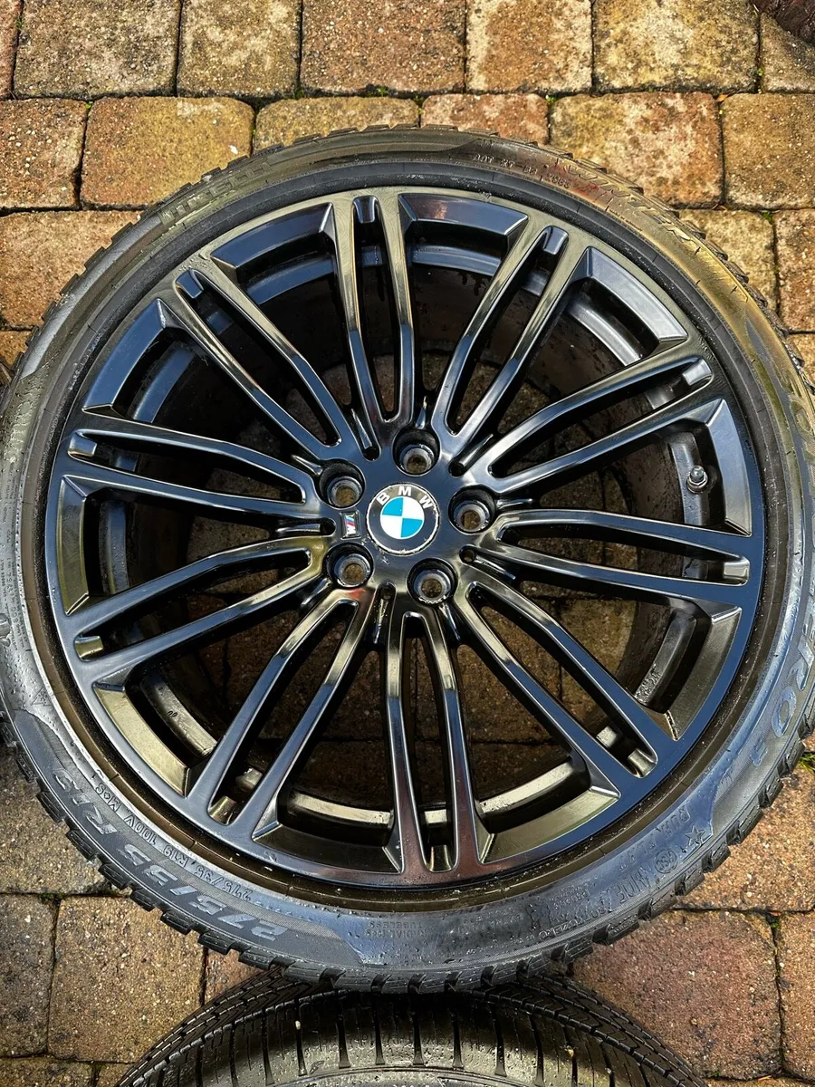 Genuine 19” BMW 664m Alloys Winter Tyres - Image 4