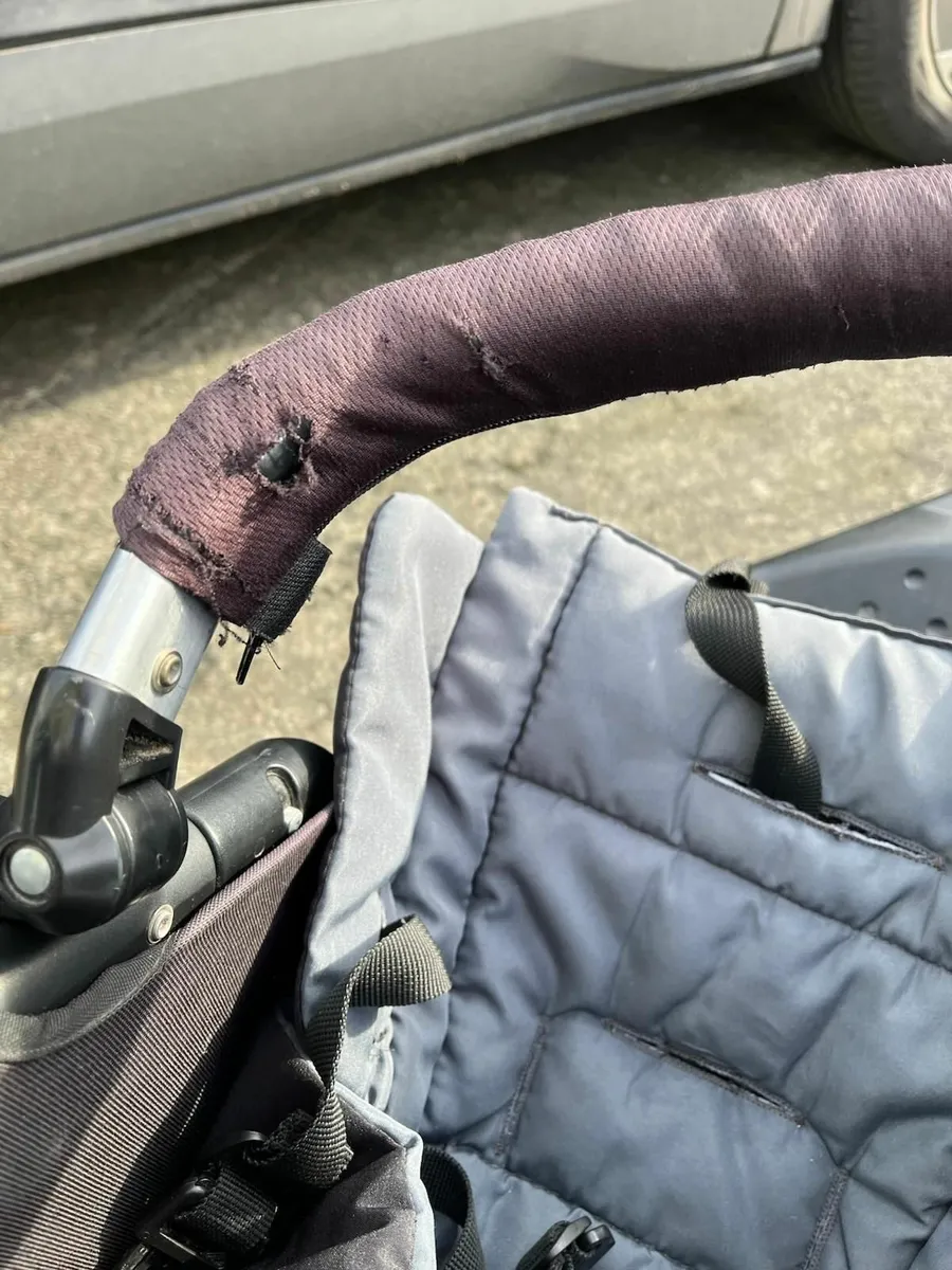 Out n About Double Buggy - Image 4