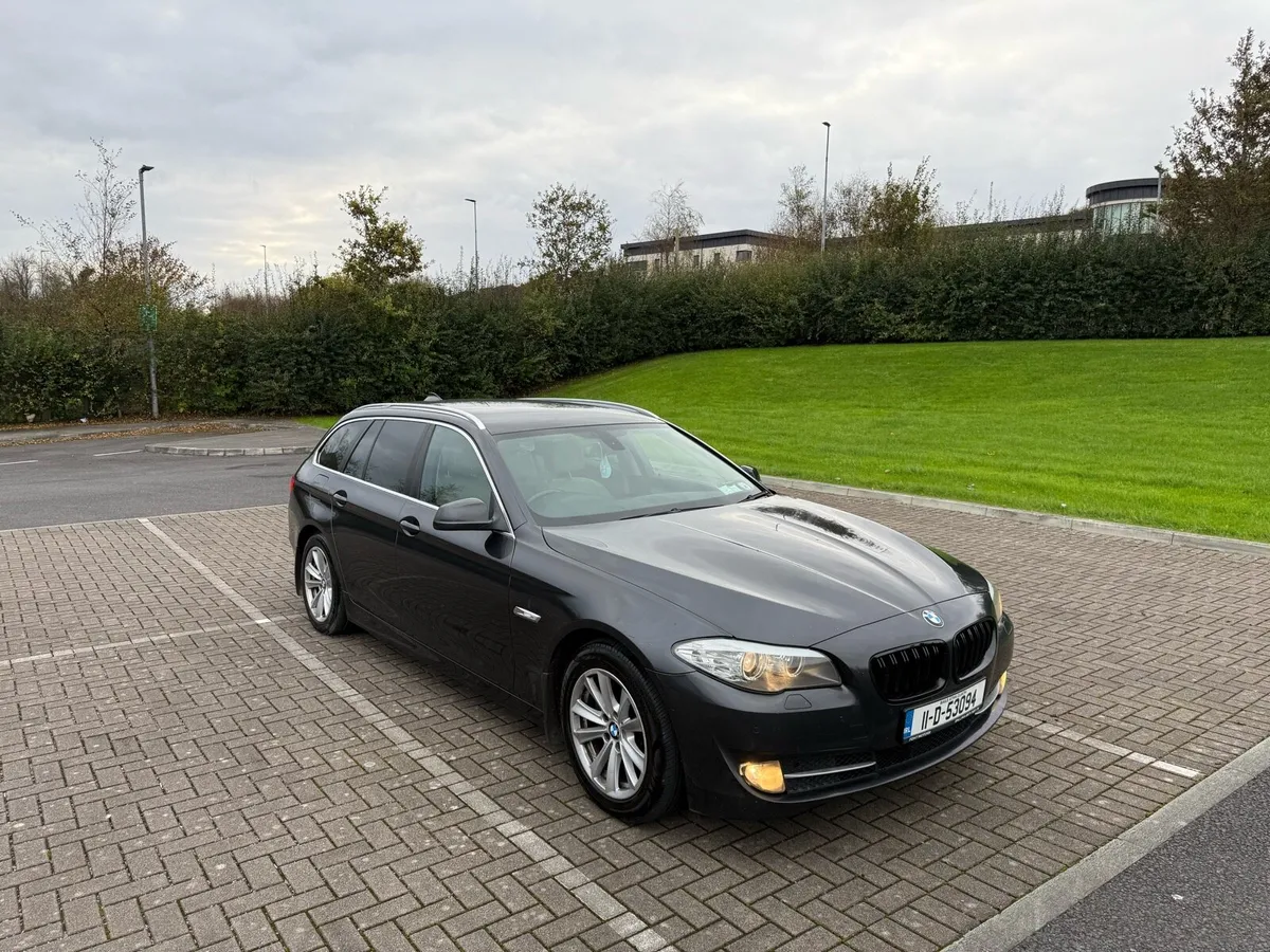 BMW 520D F11 ESTATE NCT AND TAX - Image 3