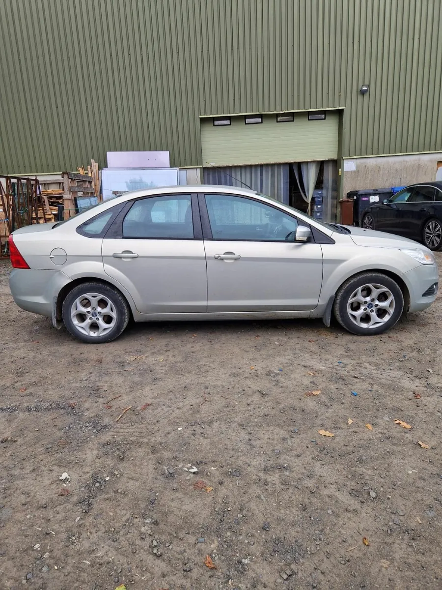 Ford Focus taxed&tested €2250 - Image 4