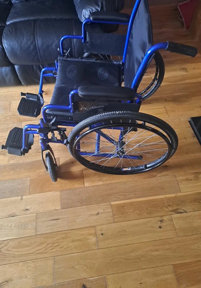 Wheelchair - Image 3