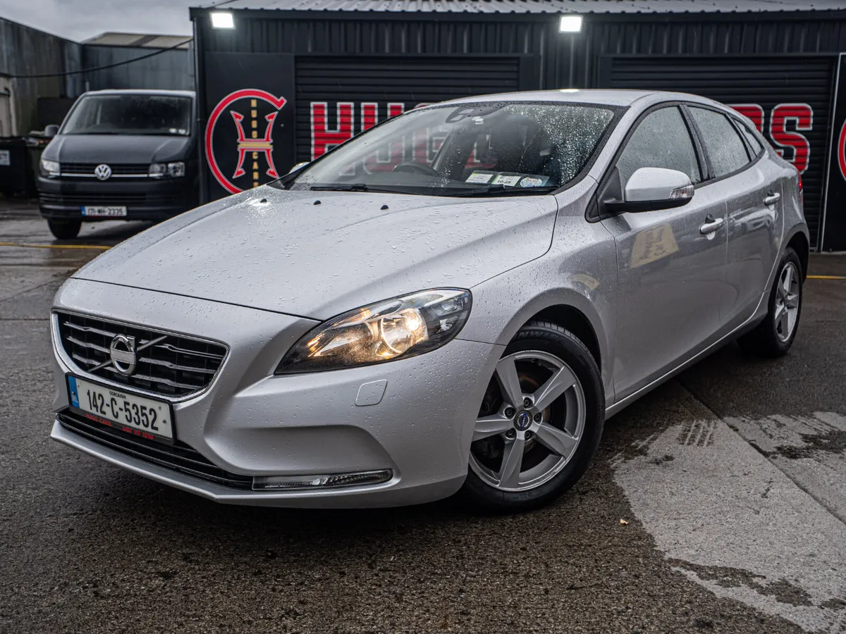 142 Volvo V40 1.6d/Belt done/FSH/Warranty - Image 4