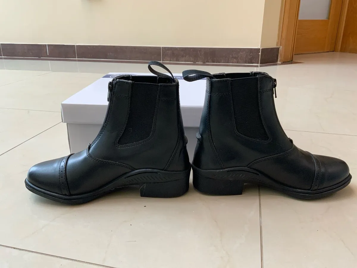 Riding boots - Image 3