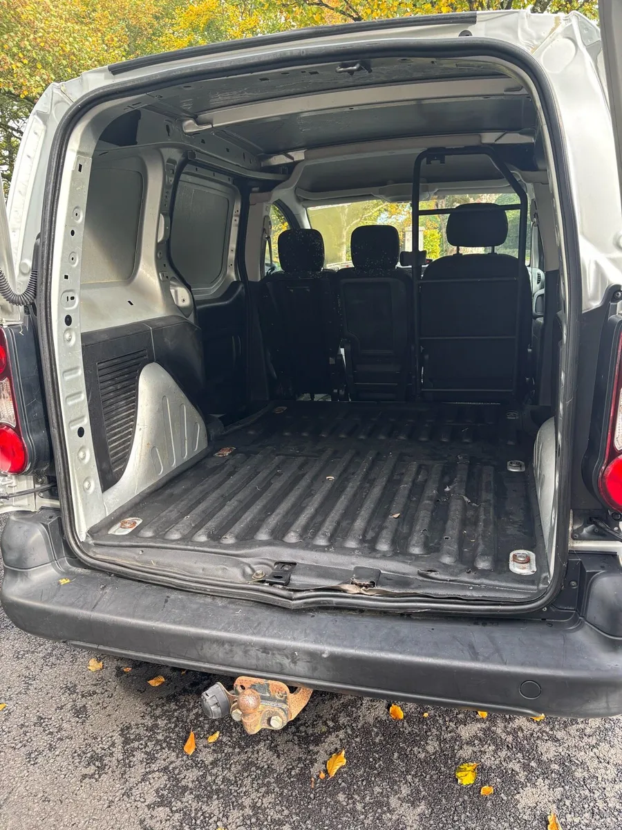 181 Peugeot van 1.6d - Image 3
