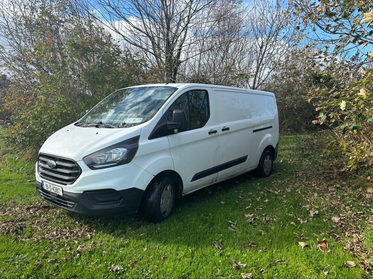 Ford Transit Custom 2019 - Image 2