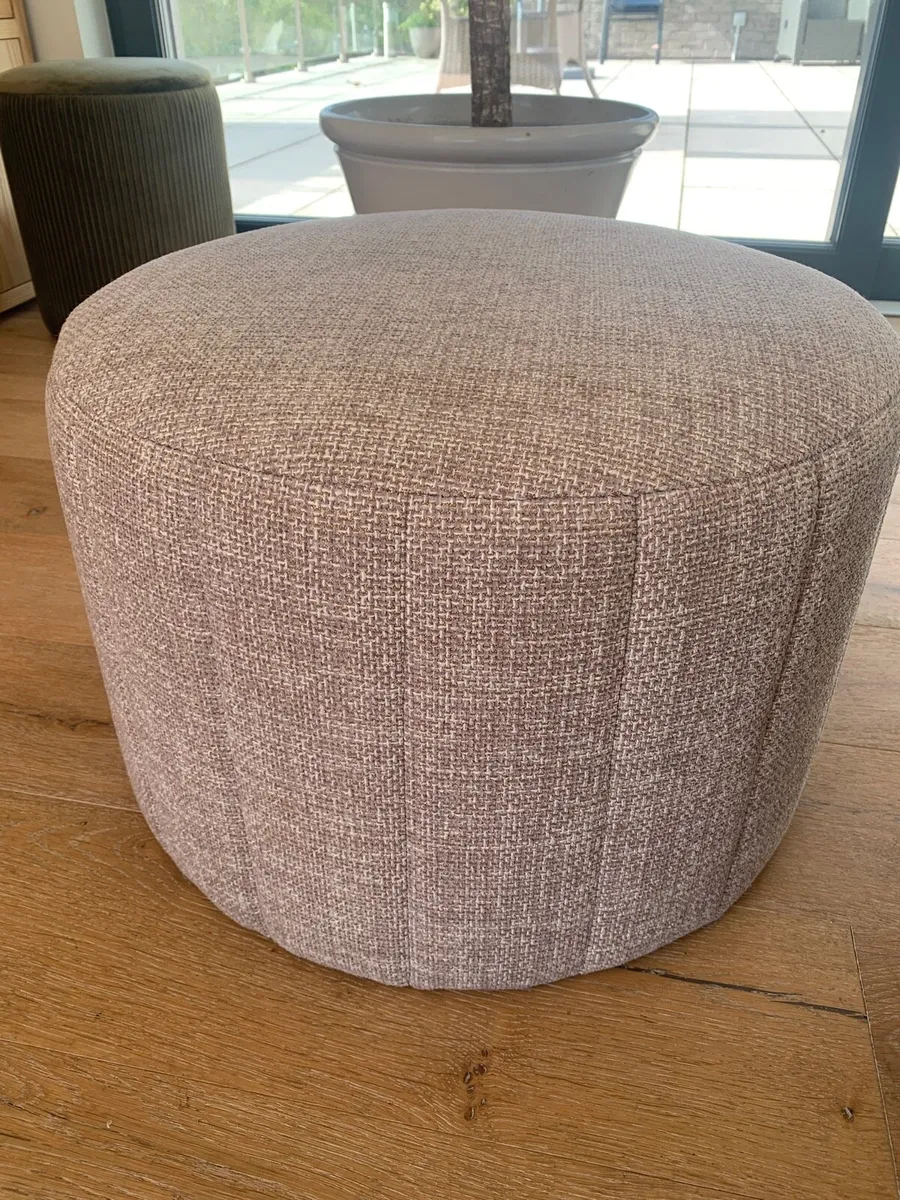 Pouffe - Image 3
