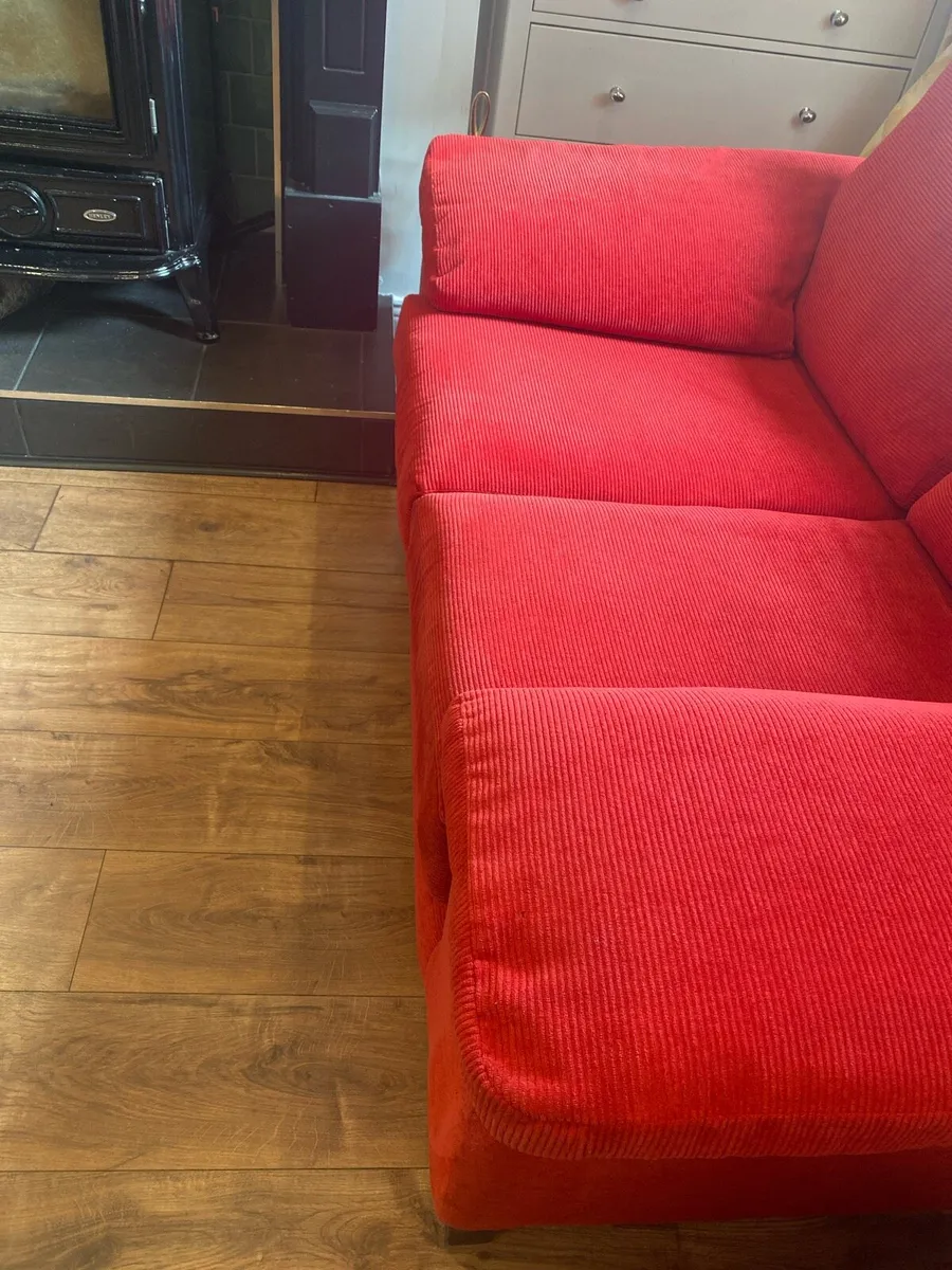 Couch - Image 4