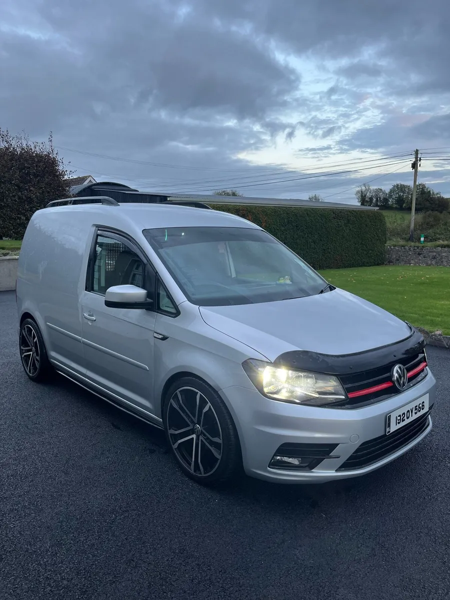 VW CADDY HIGHLINE 2.0L - Image 2