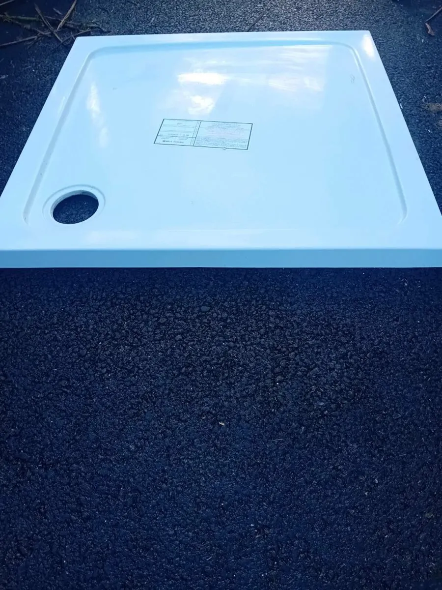Shower tray - Image 1