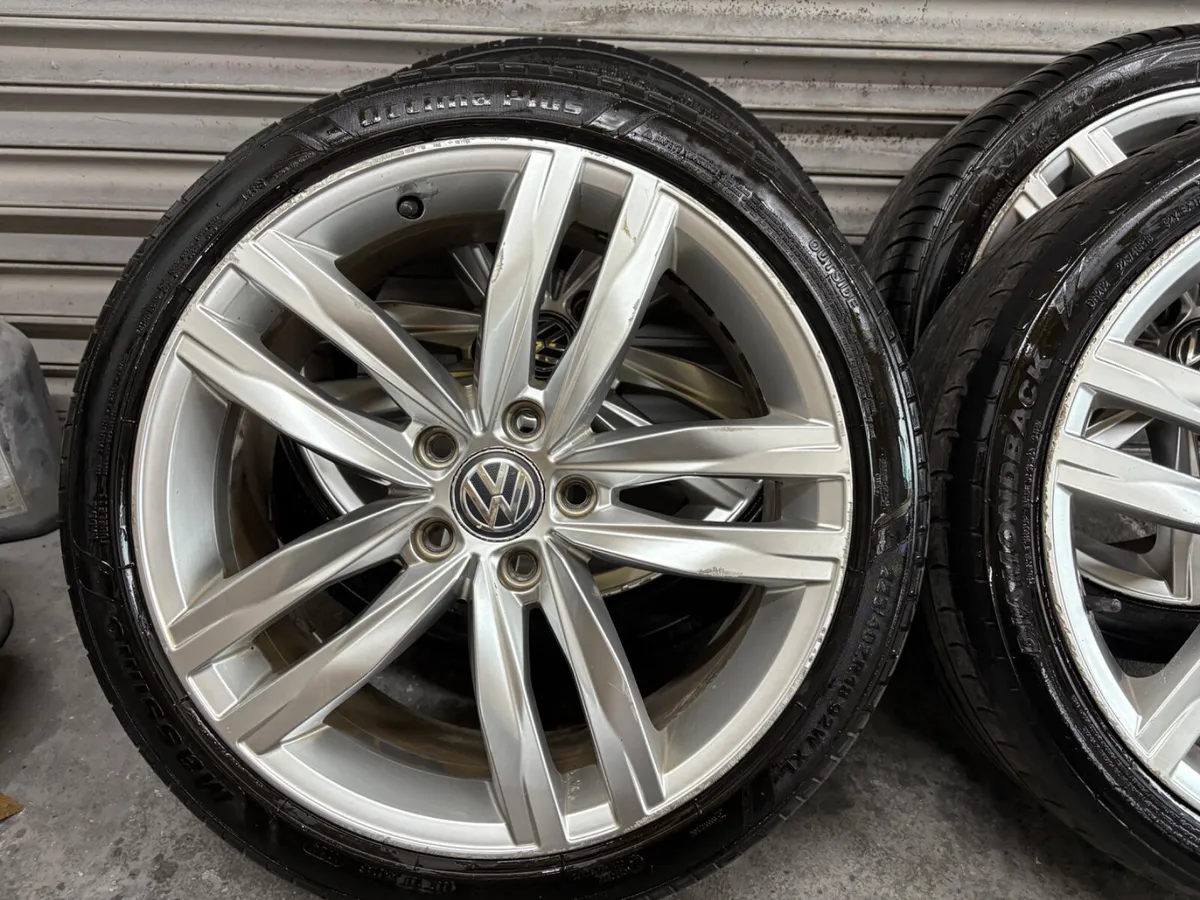 Volkswagen Highline Alloys 18” - Image 4