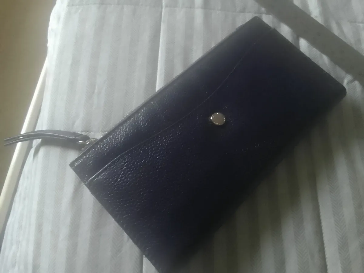 PAUL COSTELLOE NAVY LEATHER PURSE NEW UNUSED - Image 1