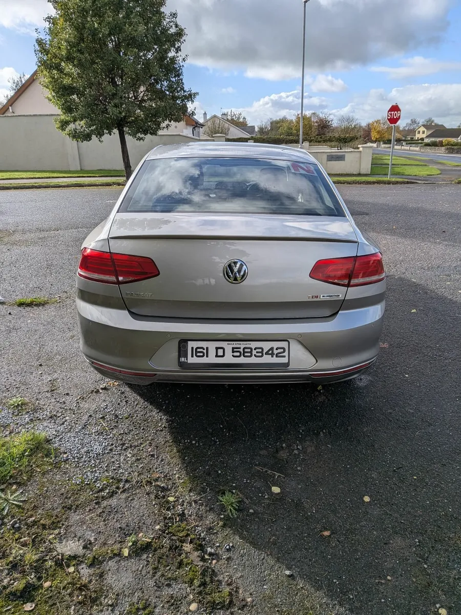 Volkswagen Passat 2016 - Image 3