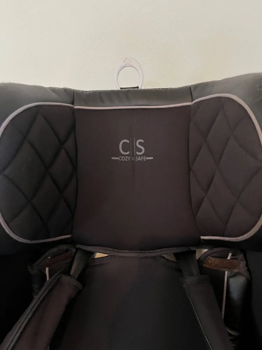Car seat - Image 3