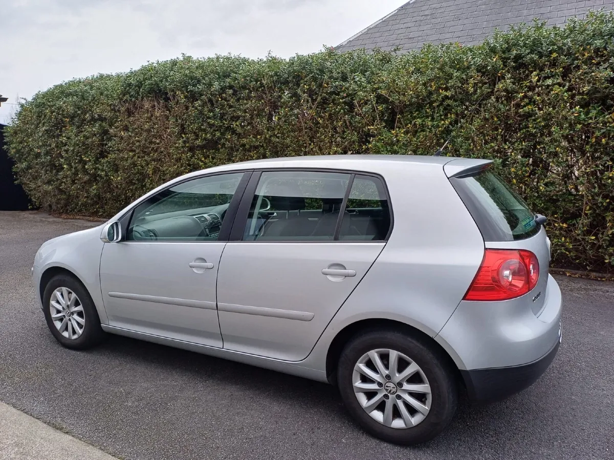Volkswagen Golf 2008 - Image 1