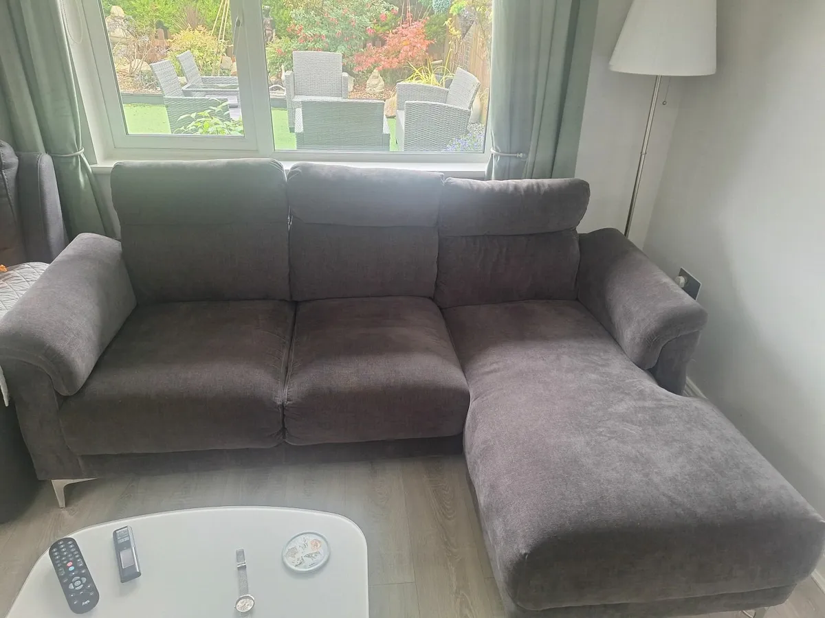 Couch and 2 armchairs - Image 1