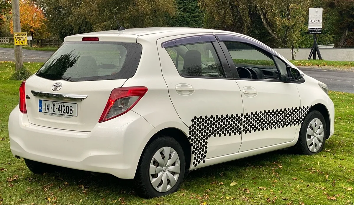 Car - Image 4