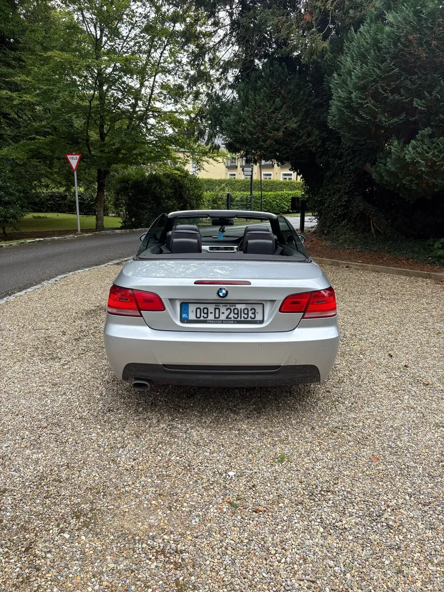 Bmw 3-series Hard Top Convertible - Image 3