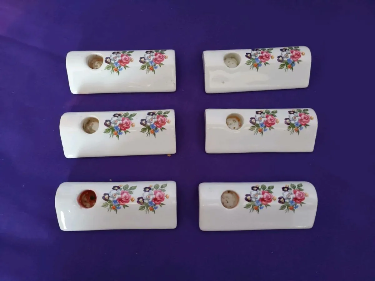 Set of 6 VINTAGE KNIFE RESTS/ CANDLE HOLDERS - Image 1