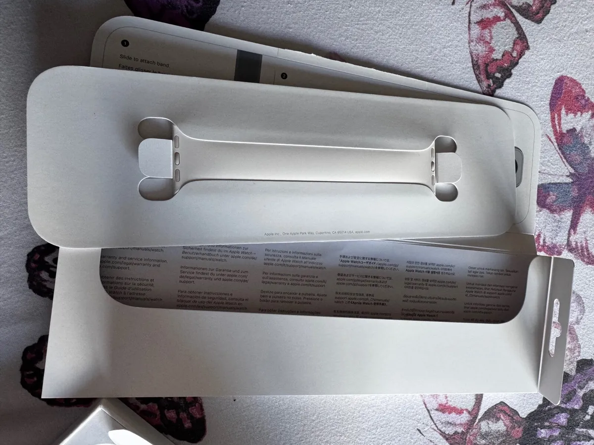 Apple Watch SE (2nd Gen)41mm – Starlight - Image 3