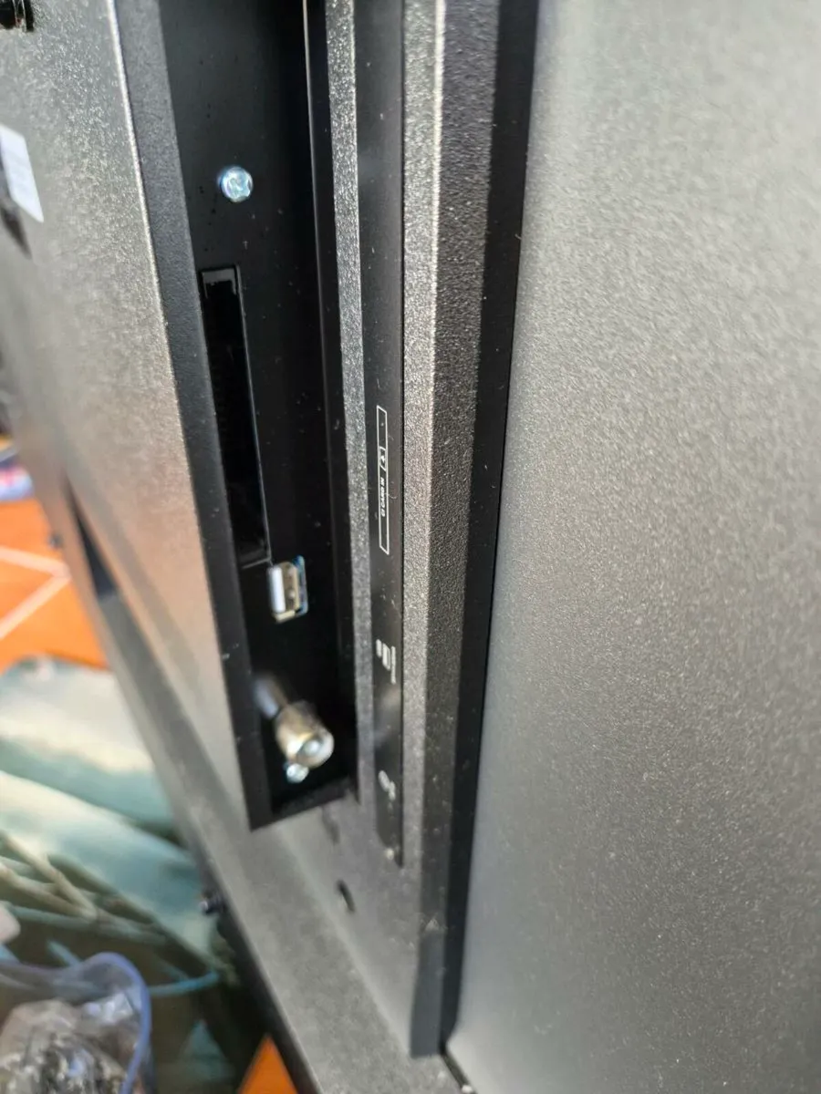 43" LED TV - Image 4