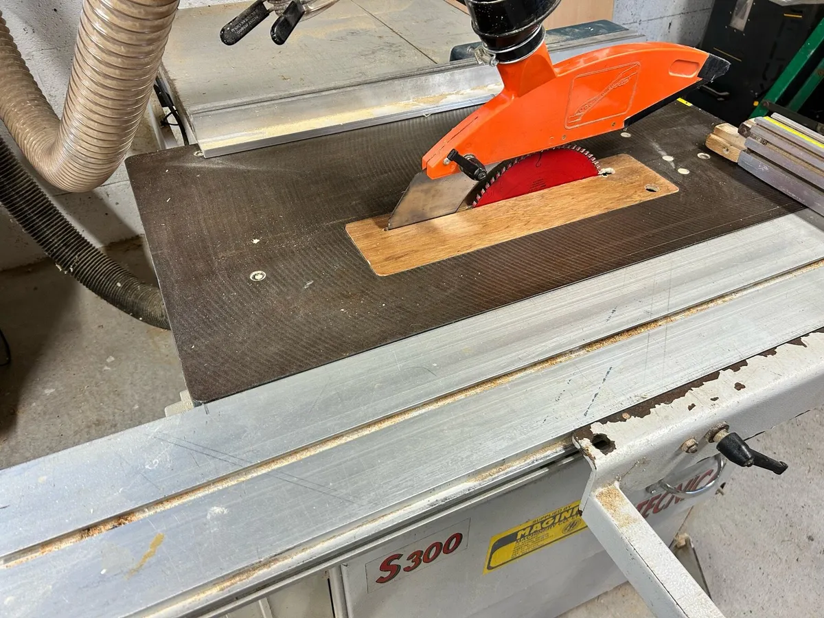 Table Saw - Image 1