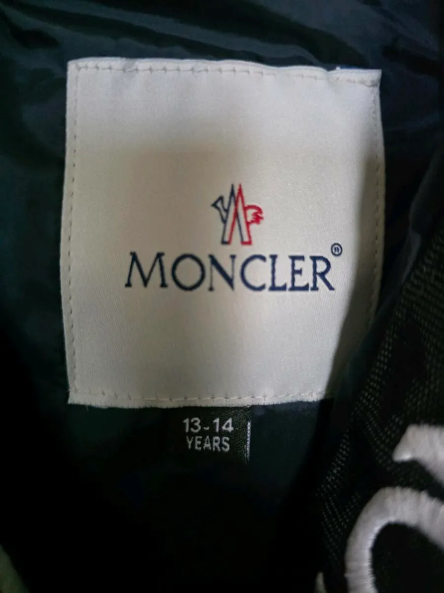 Moncler gilet - Image 3
