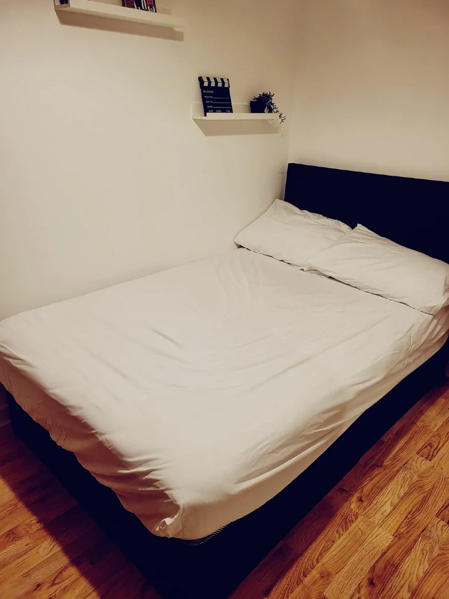 Divan bed set and headboard - Image 2