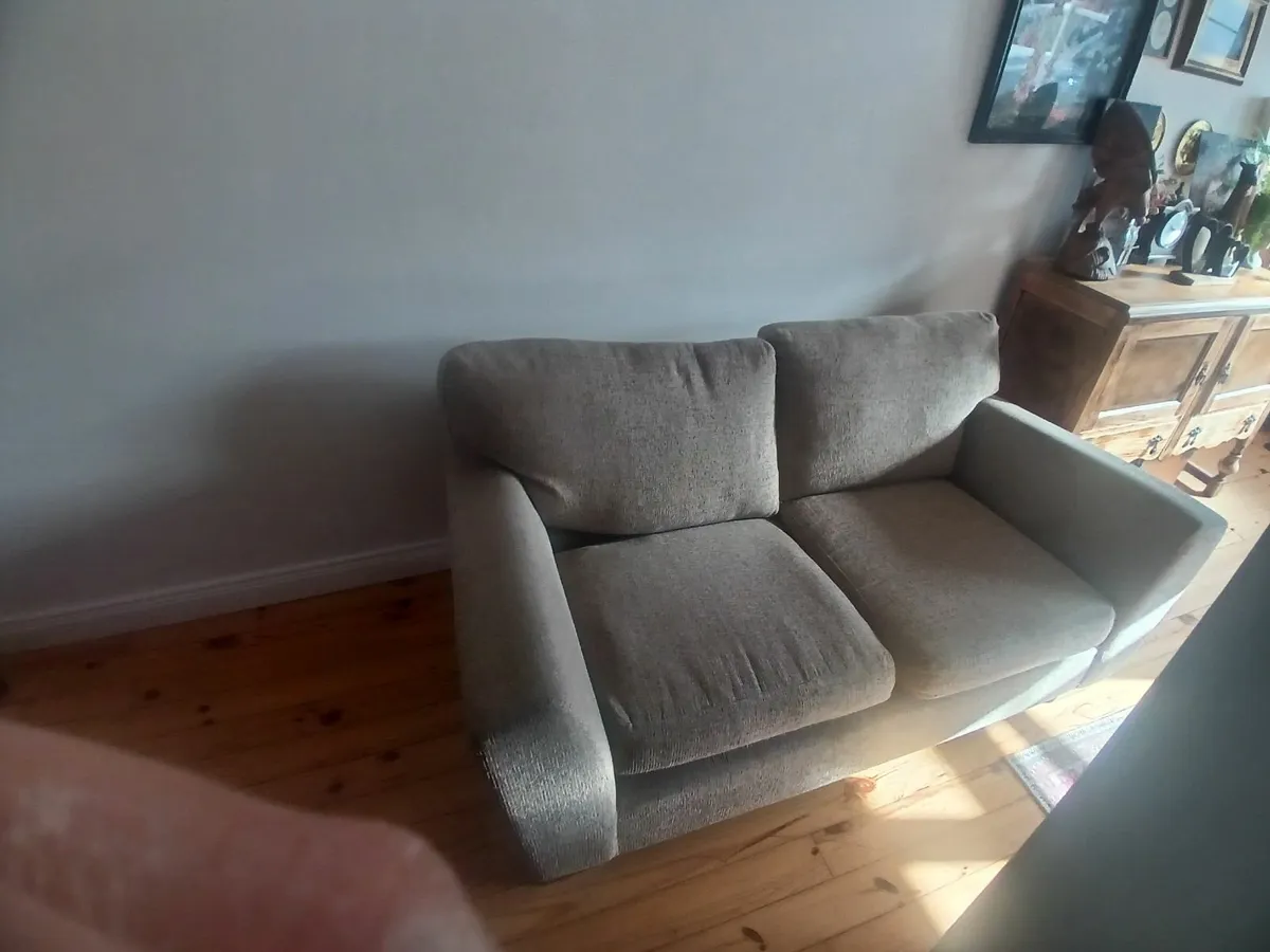 Couch - Image 2