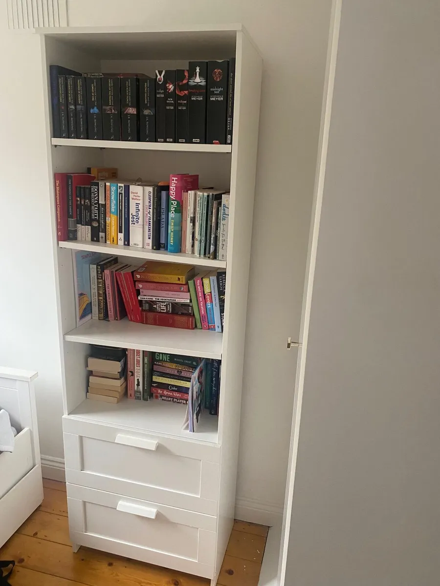 Bookcase ikea - Image 1